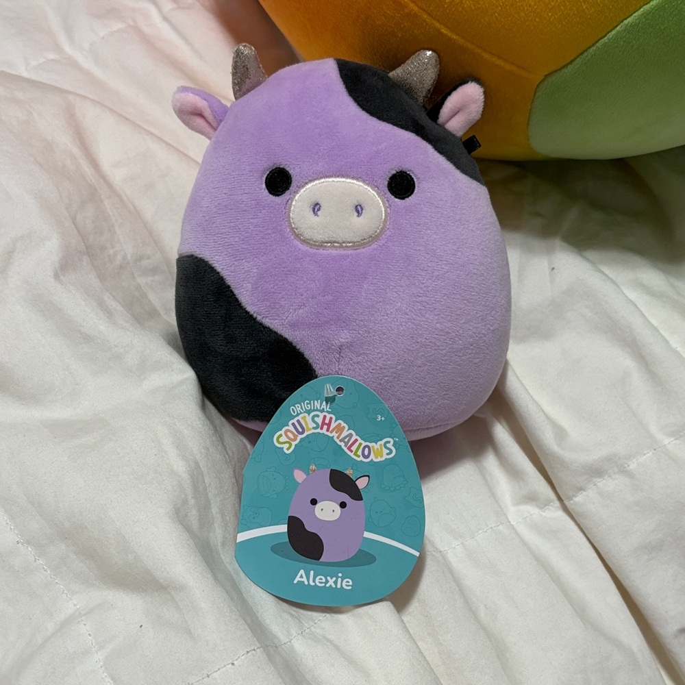 NEW 5” Alexie the cow from USA 🇺🇸